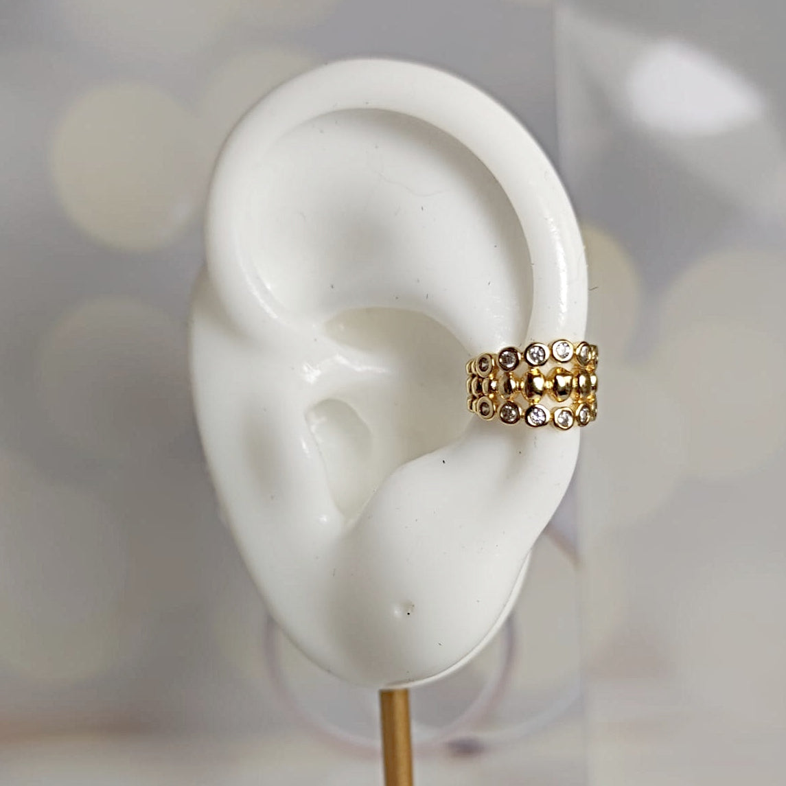 Earcuff circones blancos dorado para mujer