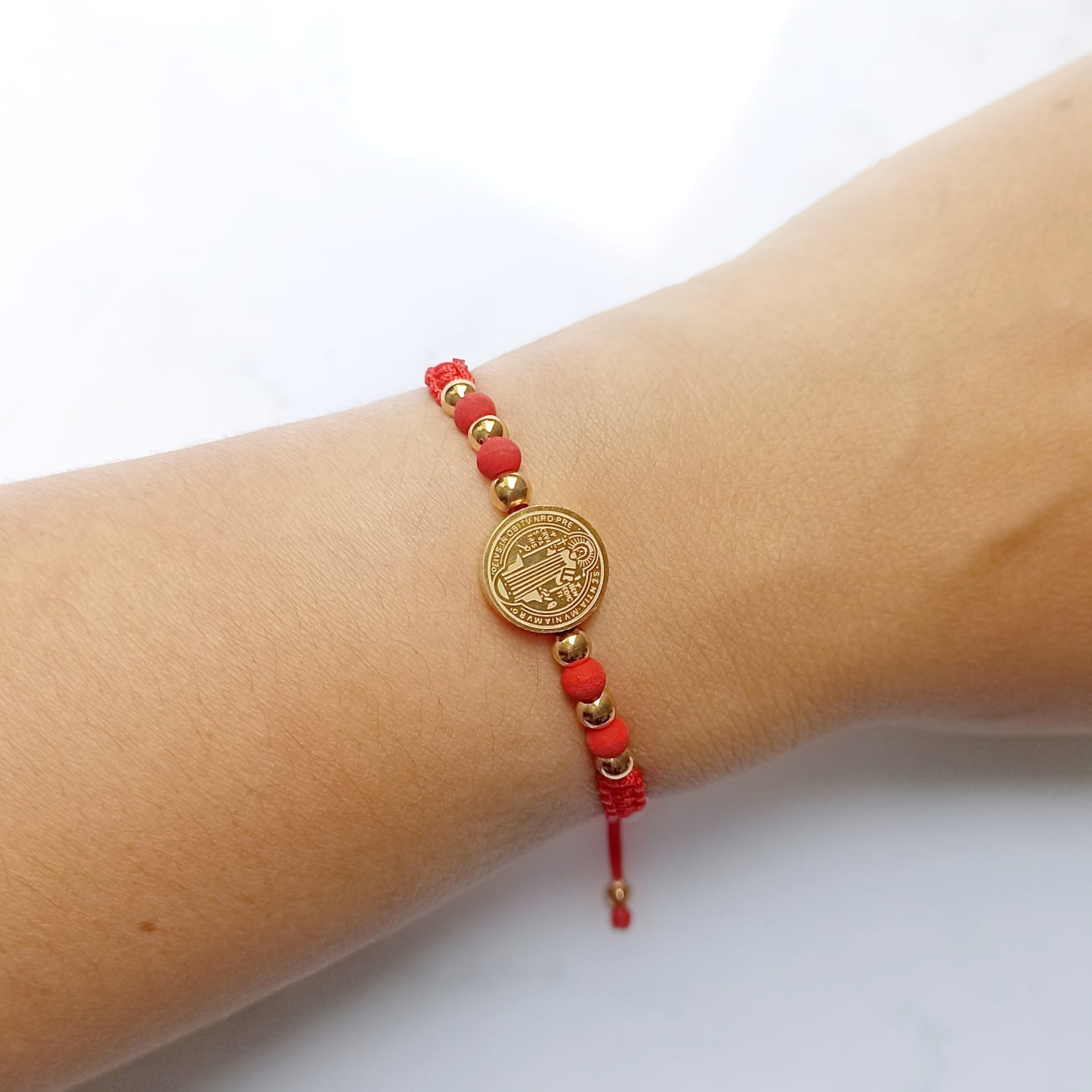 Pulsera Medalla San Benito Mujer
