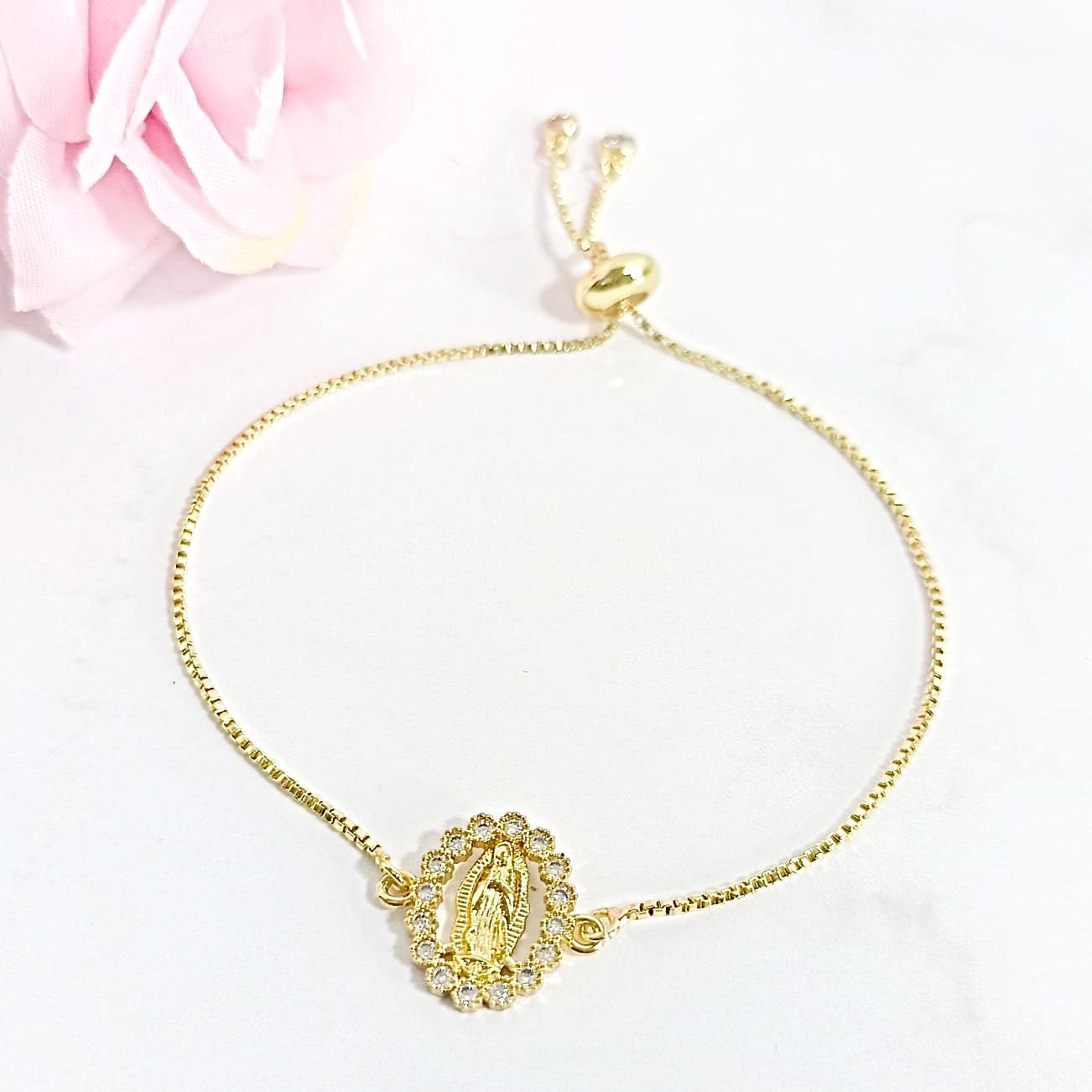 Pulsera virgen Guadalupe pequeña circones dorada para mujer