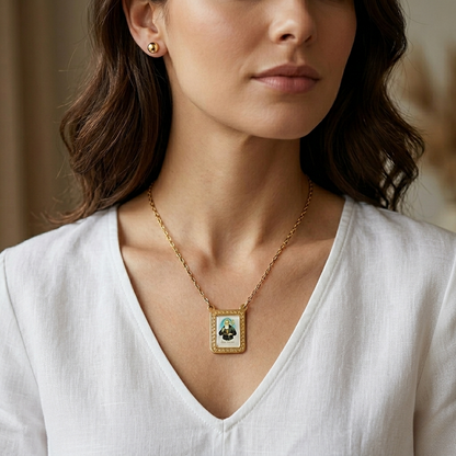 Cadena medalla San Benito Mujer