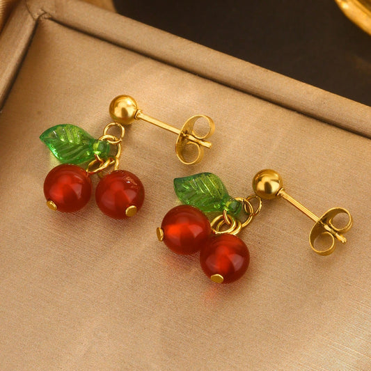 Aretes Cereza en Acero Inoxidable | Baño Oro 18k
