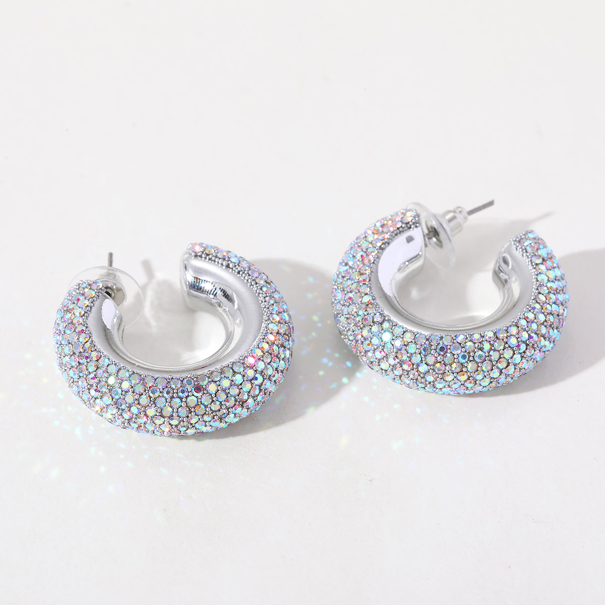 Candongas medianas con cristales — Plateado / Negro | Brownika Accesorios
