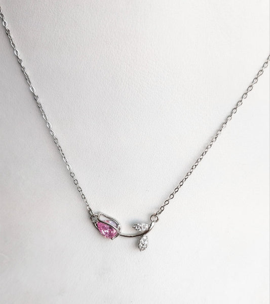 Collar Flor Tulipán Plateada pistilo rosado