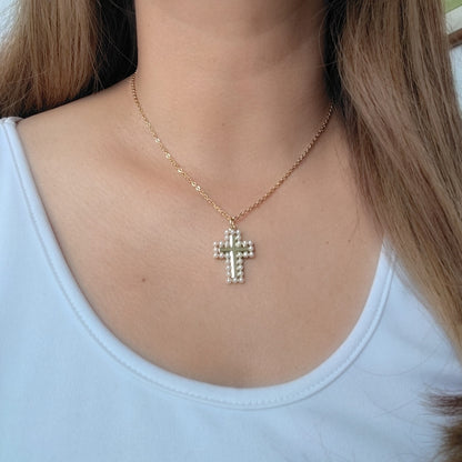 Cadena para mujer religiosa con cruz