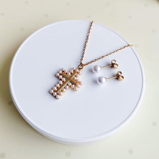 Cadena Cruz para mujer y topos. joyas religiosas
