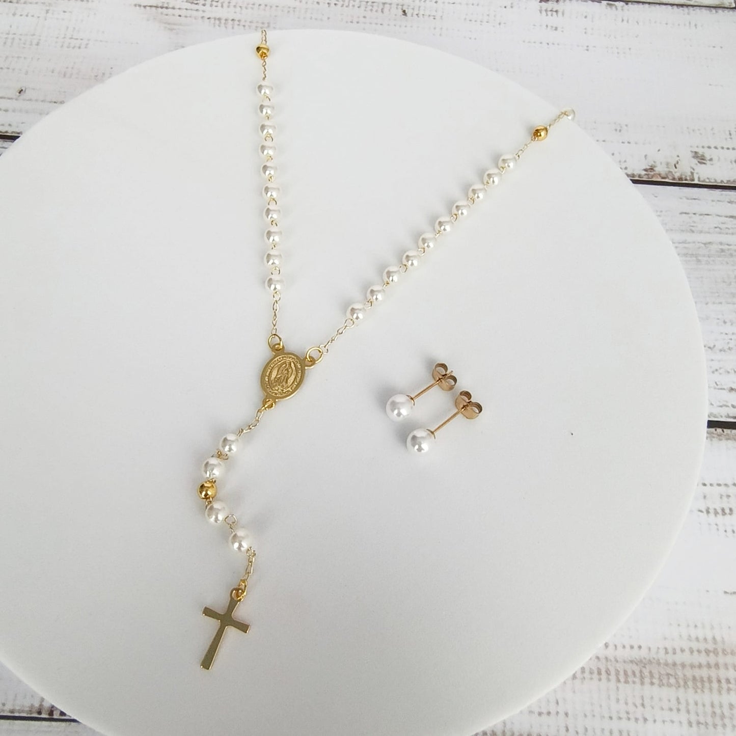 Rosario Dorado con mini Perlas & Topos Perlas.