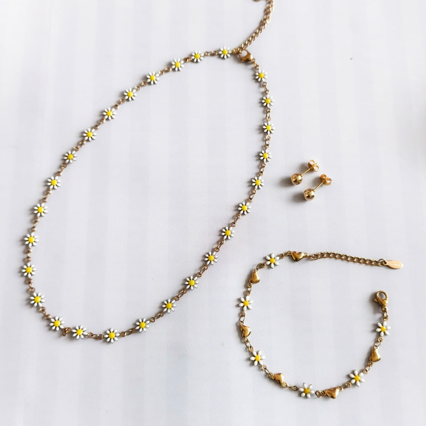 Set Collar y Pulsera Margaritas Mujer + Aretes Dorados