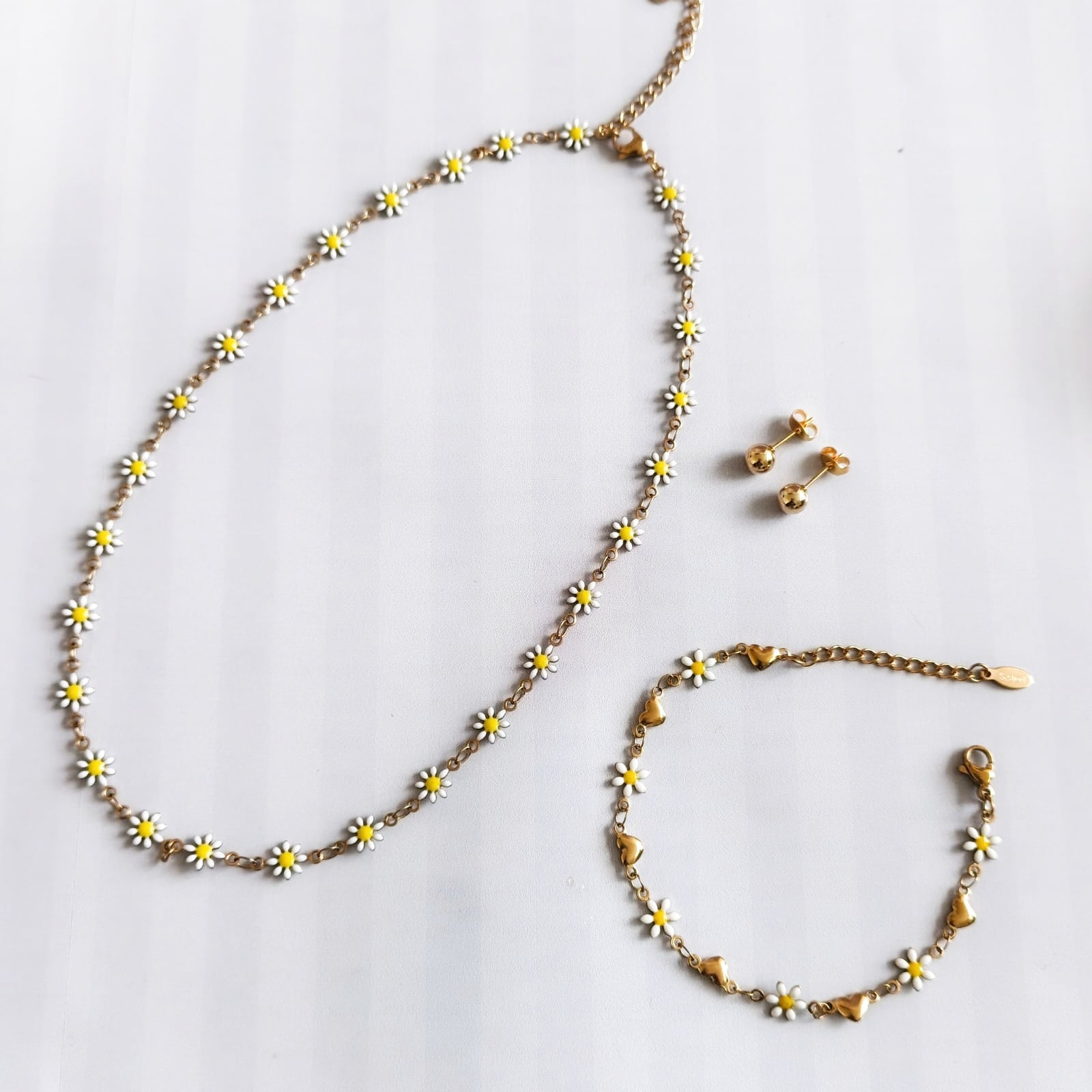 Set Collar y Pulsera Margaritas Mujer + Aretes Dorados