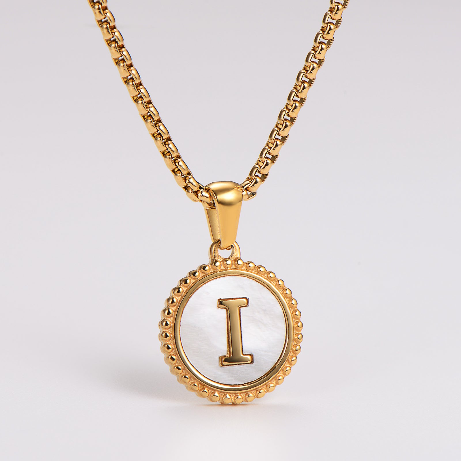 Collar con Letra Inicial I en Acero Inoxidable 304 Baño Oro 18K