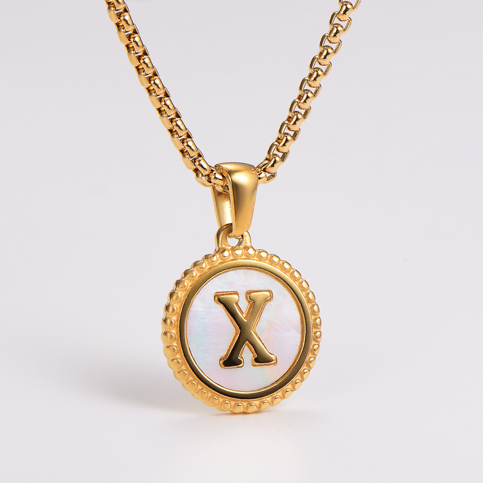 Collar con Letra Inicial X en Acero Inoxidable 304 Baño Oro 18K
