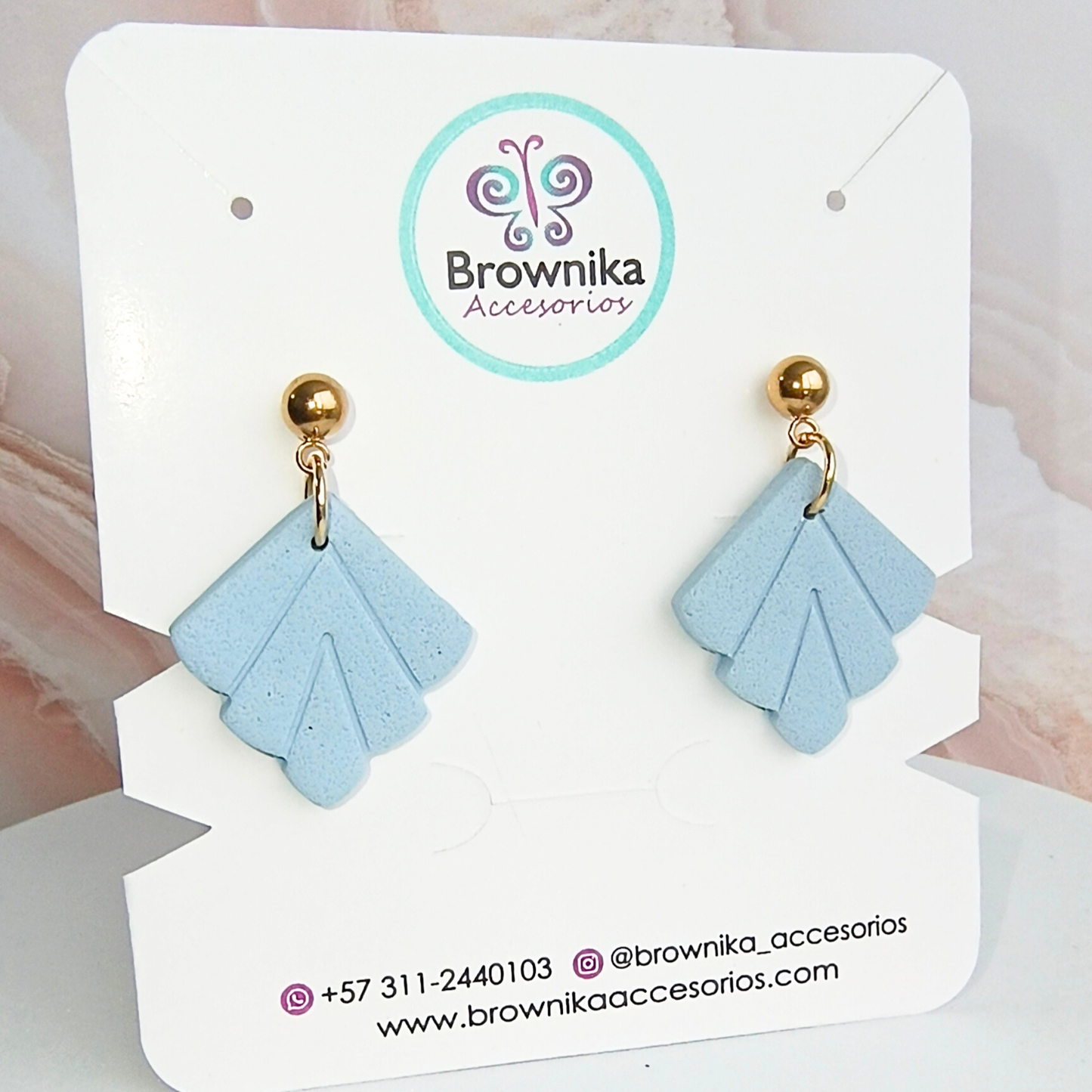 Aretes Artesanales Abanico Azul en Arcilla Polimérica | Diseño Exclusivo BWK