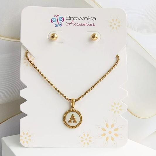 Collar letra A acero inoxidable baño oro 18k