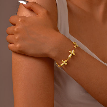 Pulsera para mujer dorada con cruces