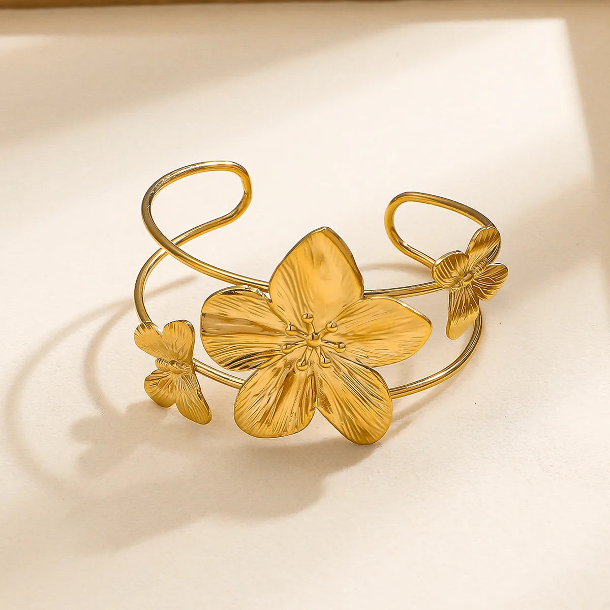 Brazalete Dorado Orquídea & Mariposas