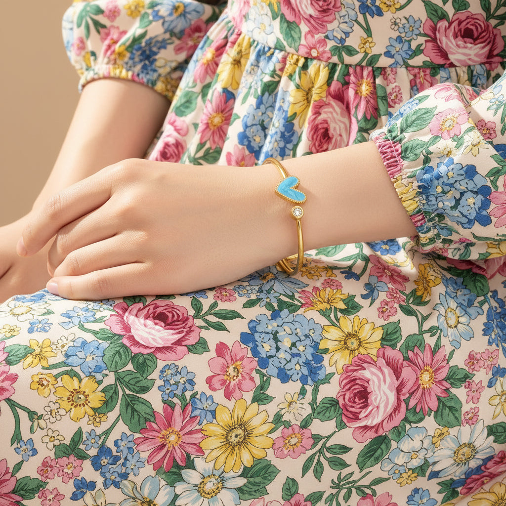 Brazalete de Acero Inoxidable con Corazón Esmaltado